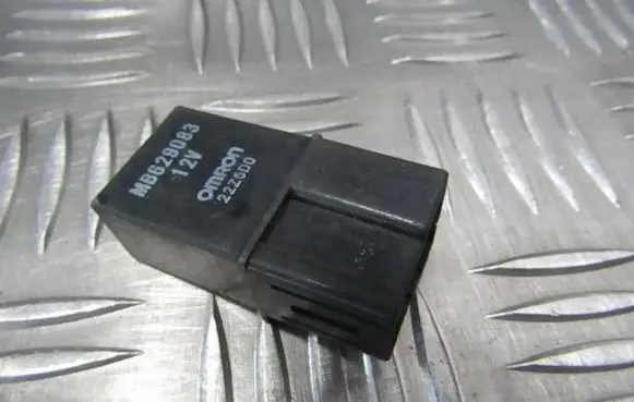 Mitsubishi Galant Other relay mb629083