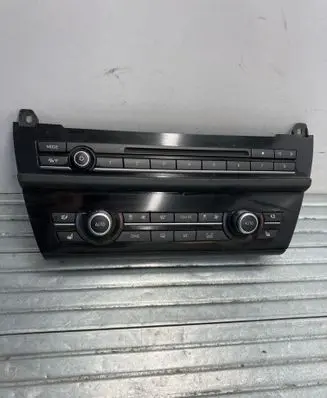 BMW 5 F10 F11 Climate control unit 6824207 0002856563 900256340039