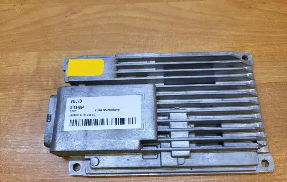 Volvo XC70 Other control units/modules 31334824 G261Y