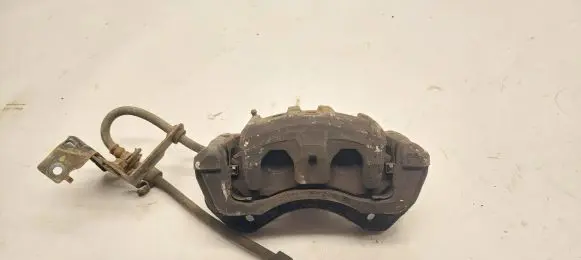 Mitsubishi Outlander Front brake caliper