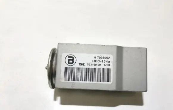 Air conditioning (A/C) expansion valve