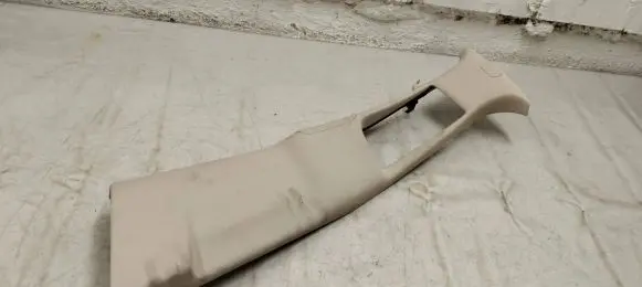 (B) pillar trim (top)