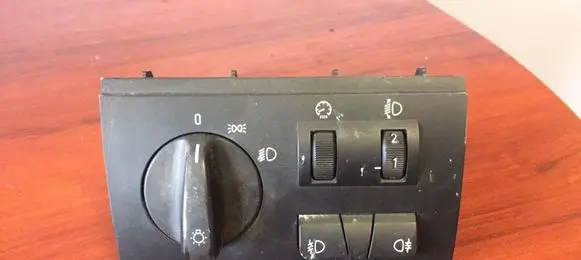 BMW X5 E53 Light switch 8372204