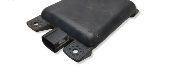 Mazda CX-3 Distronic sensor radar D24H67Y90A