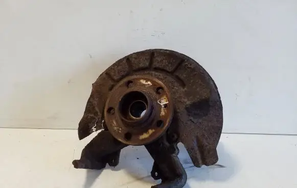 Volkswagen Polo V 6R Front wheel hub