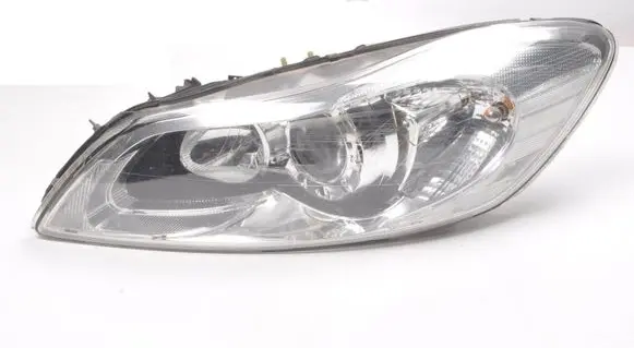 Volvo C30 Headlight/headlamp 31299820