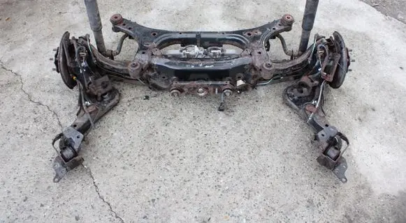 Nissan Juke I F15 Rear suspension assembly kit set 