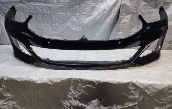 BMW 8 G15 Front bumper 51118070558
