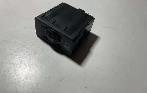 Citroen C4 I Picasso Headlight level height control switch 96384422XT