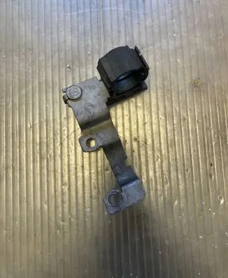 Other engine bay part
