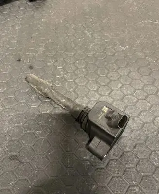 BMW 6 G32 Gran Turismo High voltage ignition coil 8678438 77460003 613170606