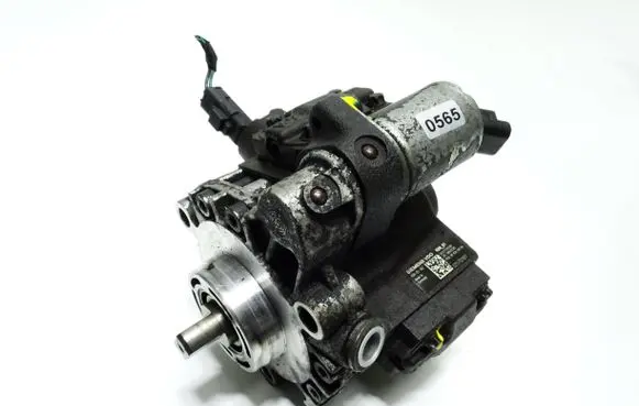 Ford Mondeo MK IV Fuel injection high pressure pump 9683624080 5WS40380