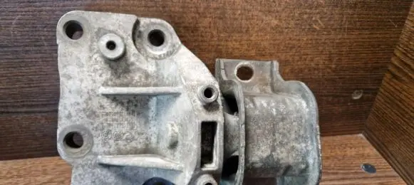 Citroen Jumper Engine mount bracket A236071