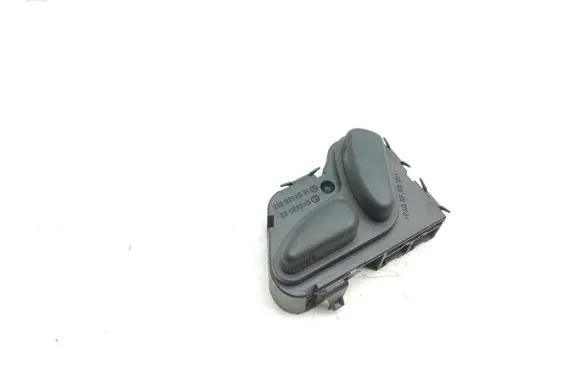 Mercedes-Benz C W203 Seat control switch 2108213851