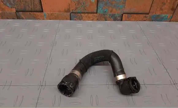 BMW X6 G06 Engine coolant pipe/hose 9398793 64219398793