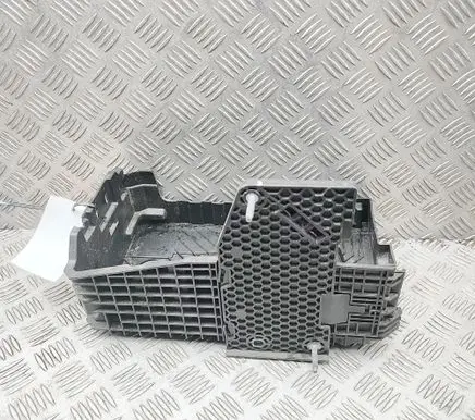 Opel Mokka B Battery box tray 9823533180