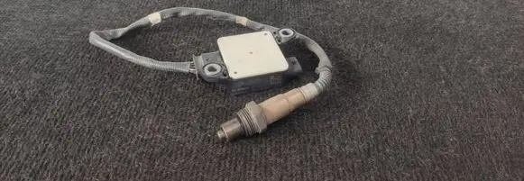 Volkswagen Transporter - Caravelle T6 Lambda probe sensor 04L906261B EGSPM21 0281006628