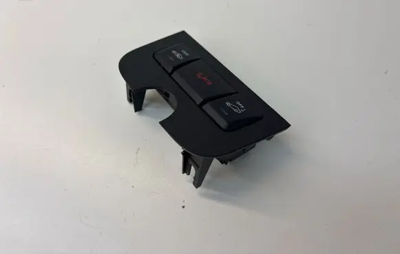 Mercedes-Benz A W176 Sos button A17290501519107