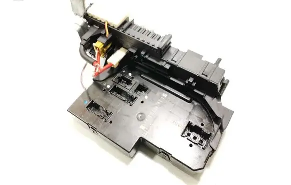 Mercedes-Benz C W204 Fuse box set 2049012602 2049005003 5DK011022-41