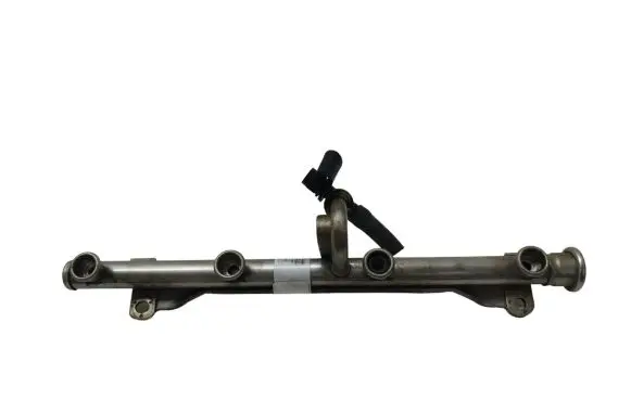 Saturn L-Series Fuel main line pipe 