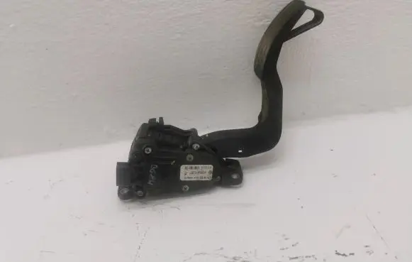 Renault Master III Accelerator throttle pedal