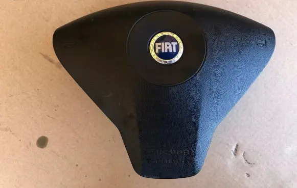 Fiat Stilo Steering wheel airbag