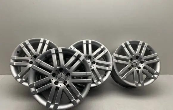 Mercedes-Benz C W204 R17 alloy rim A2044010502
