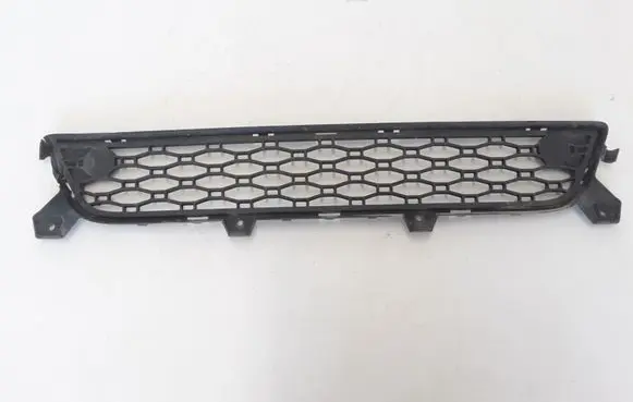 Front bumper lower grill