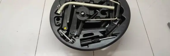 Fiat Tipo Tool set 0520901370E