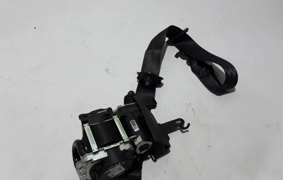 Volvo XC60 Front seatbelt 32239367