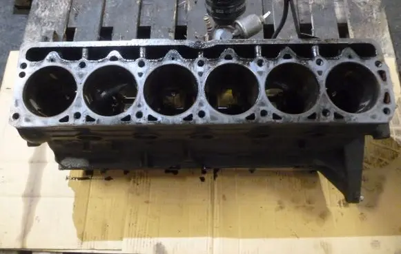 Jeep Cherokee Engine block 