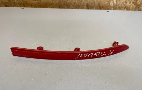 Volkswagen Tiguan Rear tail light reflector 5N0945105