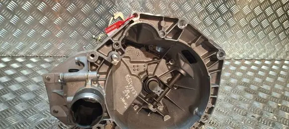 Manual 5 speed gearbox