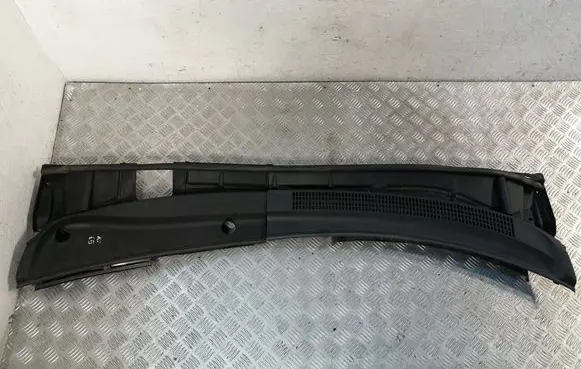 Toyota Avensis T270 Windshield trim 5570805120 5570905090