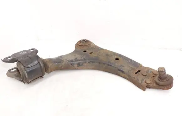 Volvo XC60 Front lower control arm/wishbone 8G9N3A052A