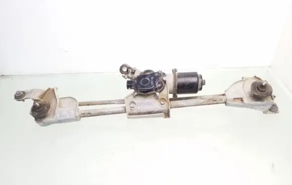 Nissan Navara D40 Front wiper linkage and motor