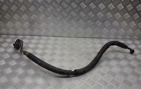 Volkswagen PASSAT B5.5 Power steering hose/pipe/line