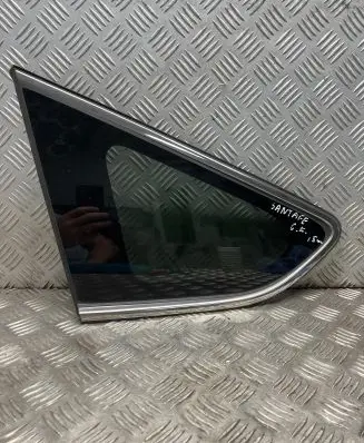 Hyundai Santa Fe Rear side window 43R000083 DOT736AS3M35