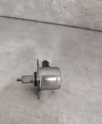 BMW 5 F10 F11 Hydraulic servotronic pressure valve 57882340