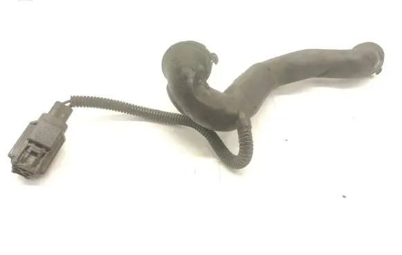 Volvo S80 Breather/breather pipe/hose 30788009
