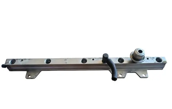 Volvo S60 Fuel main line pipe 9202710