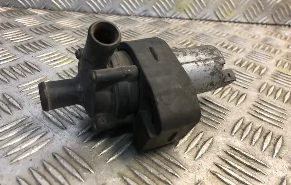 Mercedes-Benz ML W163 Electric auxiliary coolant/water pump 0018356064