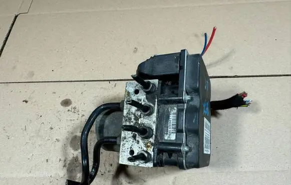 Peugeot 307 CC ABS Pump 9660535780 87BC151430618 87BC15130618