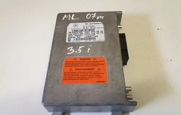 Mercedes-Benz ML W164 Bluetooth control unit module A2218700826 A2214460059