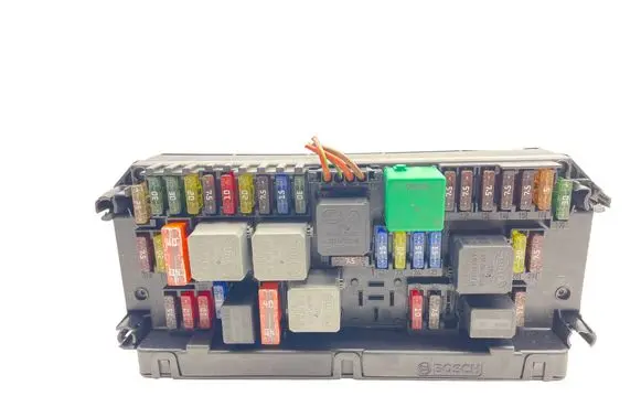 Mercedes-Benz E W212 Fuse module A2129007104
