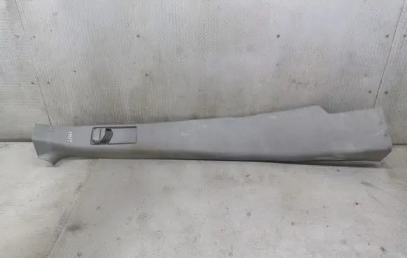 (B) pillar trim (bottom)