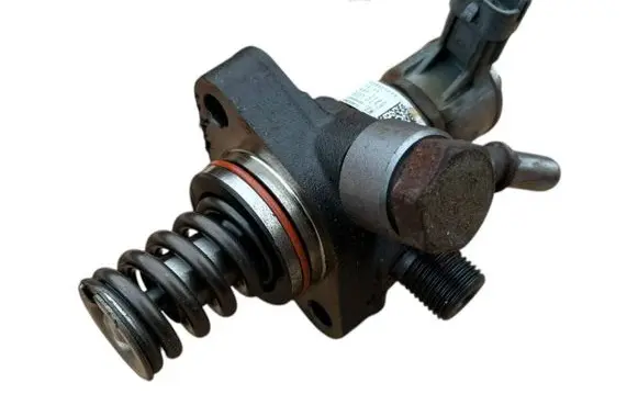 Opel Astra K Fuel injection high pressure pump 55513149 PED321272 2990900011