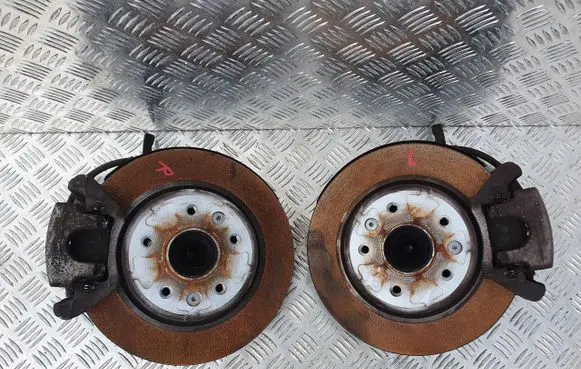 Nissan Qashqai J12 Rear wheel hub spindle/knuckle PU7480