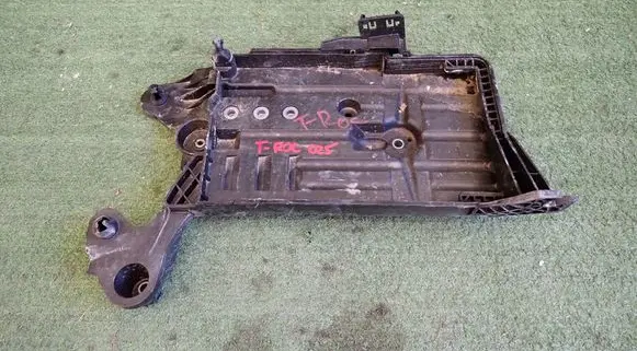 Volkswagen T-Roc Battery box tray