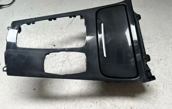 BMW 5 GT F07 Center console decorative trim 9142165
